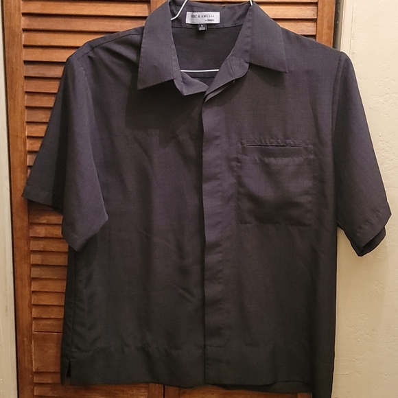 Doc & Amelia by Cintas work shirts - Picture 2 of 8